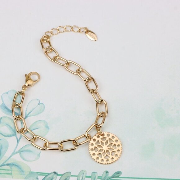 "Rose Gold Plated Bracelet with Cutout Floral Disc Charm, XPBL0880 - Picture 6 of 13